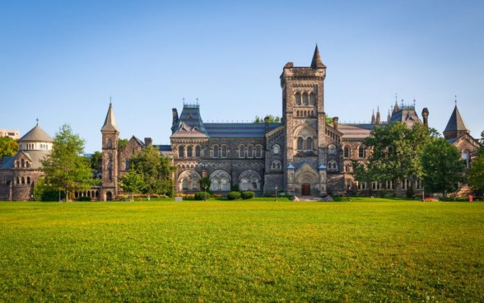 Top 5 trường đại học hàng đầu Canada cho sinh viên quốc tế