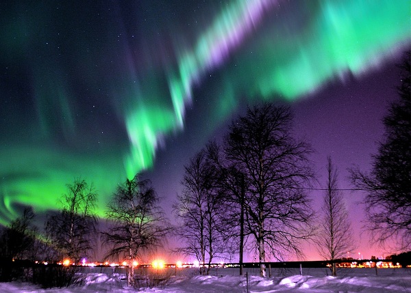 Canada là đất nước có những hiện tượng tự nhiên rất đặc biệt, nên sinh sống ở đây còn là cơ hội để trải nghiệm những điều có “1-0-2” này.