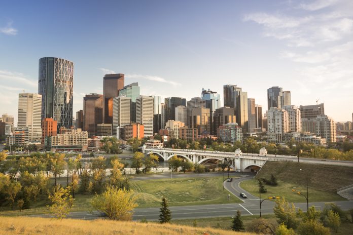 Định cư Canada mới của Alberta: PNP Express Entry nhóm ngành ưu tiên