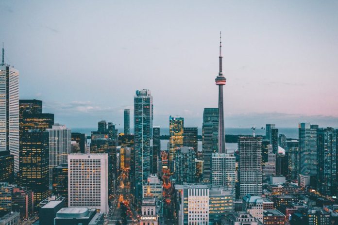 8 lý do chính khiến nhiều người rời khỏi Toronto