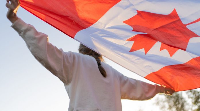 Canada đang xem xét chính sách cho phép du học sinh làm việc 30 giờ/tuần