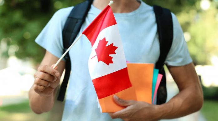 Nhận định sai lầm phổ biến về định cư Canada