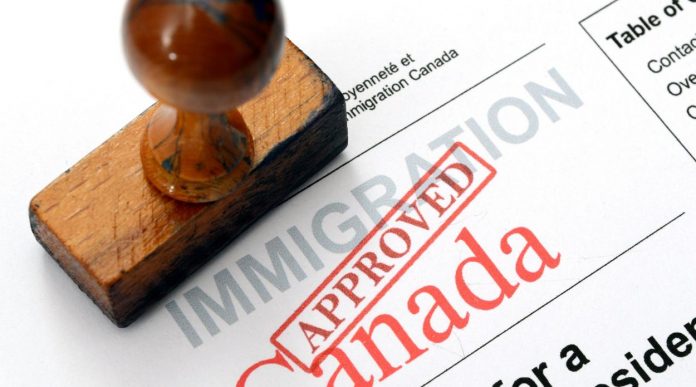 Canada ngừng dịch vụ “chuyển đổi visa tại biên giới” cho sinh viên quốc tế xin Giấy phép làm việc sau tốt nghiệp (PGWP)